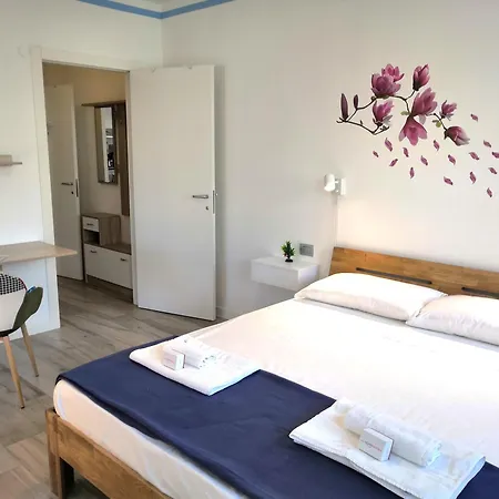 Butterfly In Suna With Garage *