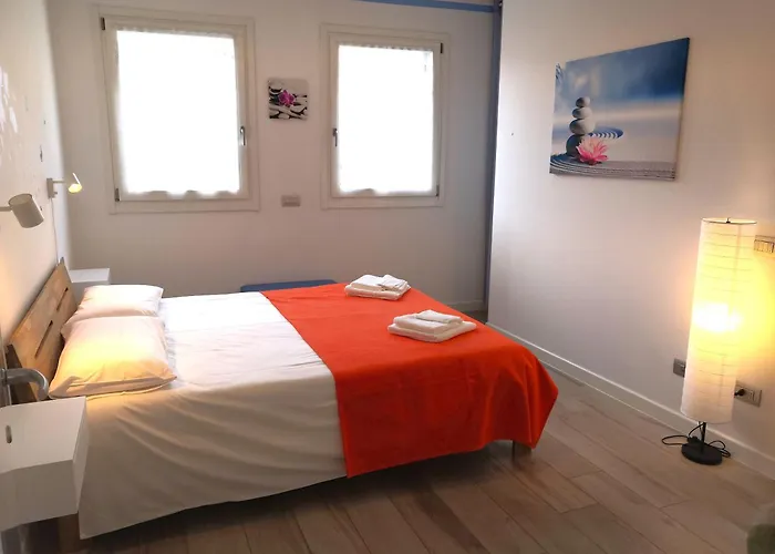 Butterfly In Suna With Garage *