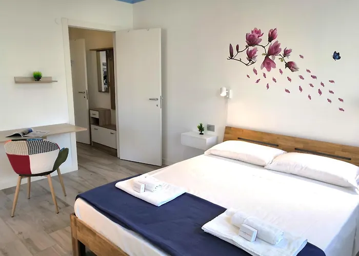 Butterfly In Suna With Garage *