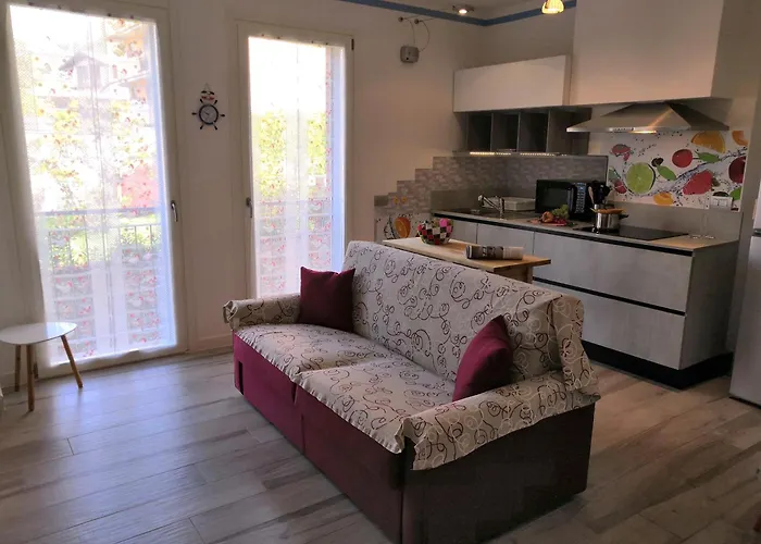 Butterfly In Suna With Garage