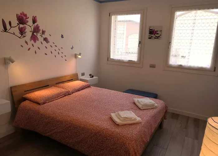 Butterfly In Suna With Garage